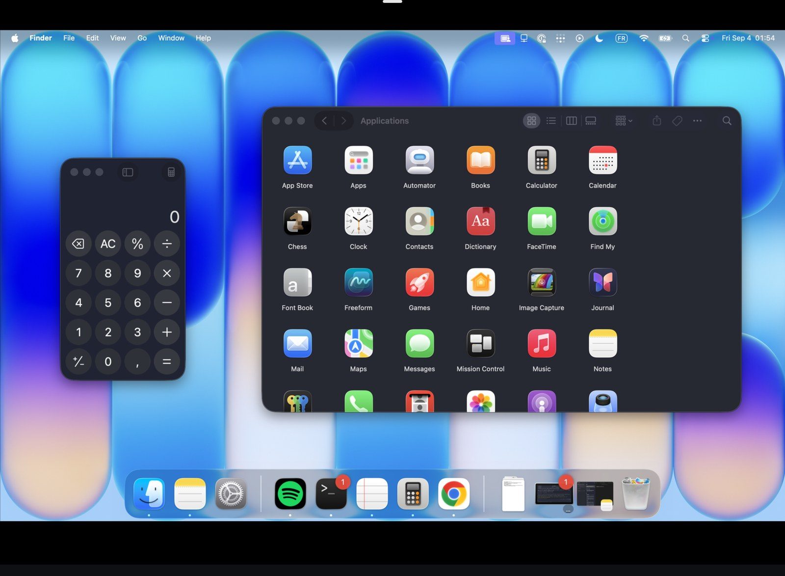 A Mac desktop displayed inside DualMac on iPad